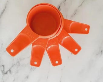 Vintage Tupperware Orange Plastic Kitchen Cooking Measuring Cups Set of 5