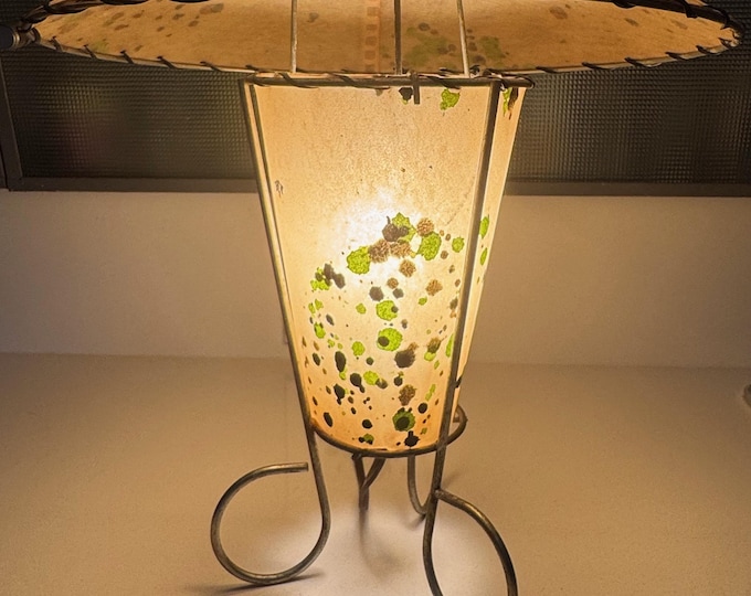 Vintage 1950s MCM UFO Fiberglass Shade Metal Tripod Lamp Mid Century Modern Atomic Era -2