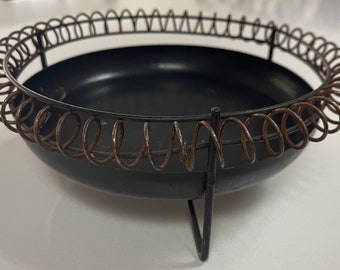 Vintage 50s Black Metal Coil Wire Ashtray Tripod Mid Century Modern Atomic Era