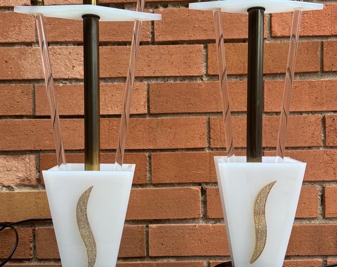 Pair Vintage 1950s Acrylic Lucite Lamps Mid Century MCM Modern Lighting Moss
