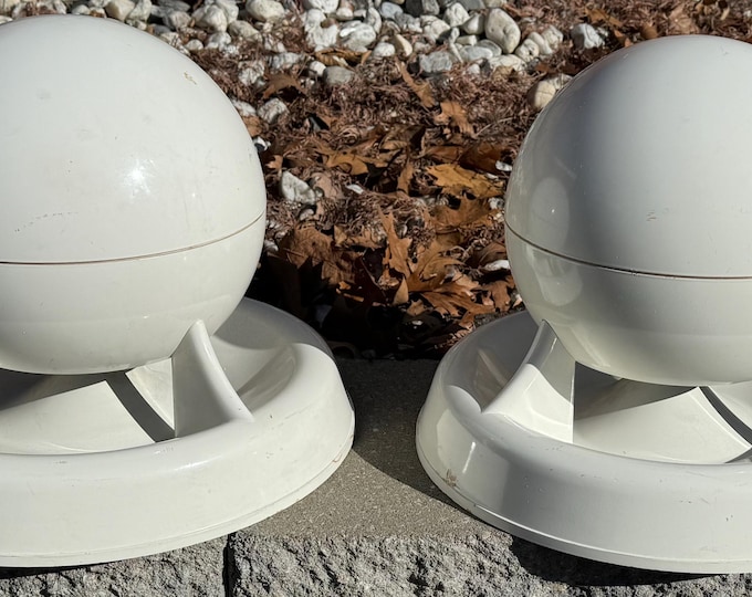 Vintage 60s 70s SOUND SPHERE White Plastic Speakers Space Age Modern Stereo Mod