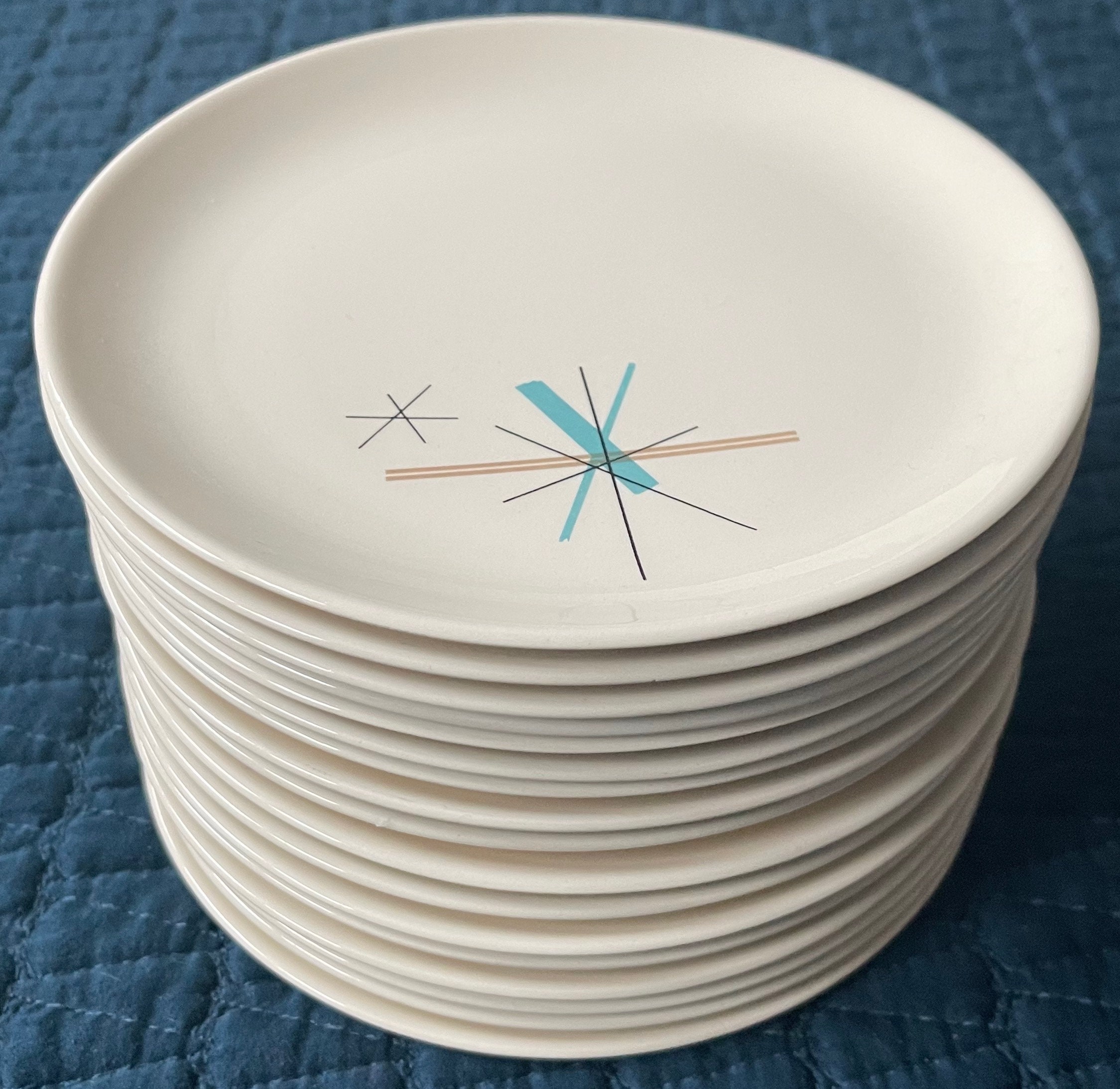 Simple Modern Dishes − Browse 50 Items now at $4.26+