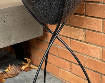 Vintage MCM 50s Black Fiberglass Bullet Planter Tripod Atomic Era Mid Century Modern