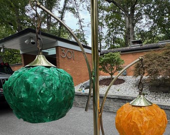 Vintage MCM Green Orange Acrylic Ribbon Shades Floor Lamp Mid Century Modern Lighting 60s