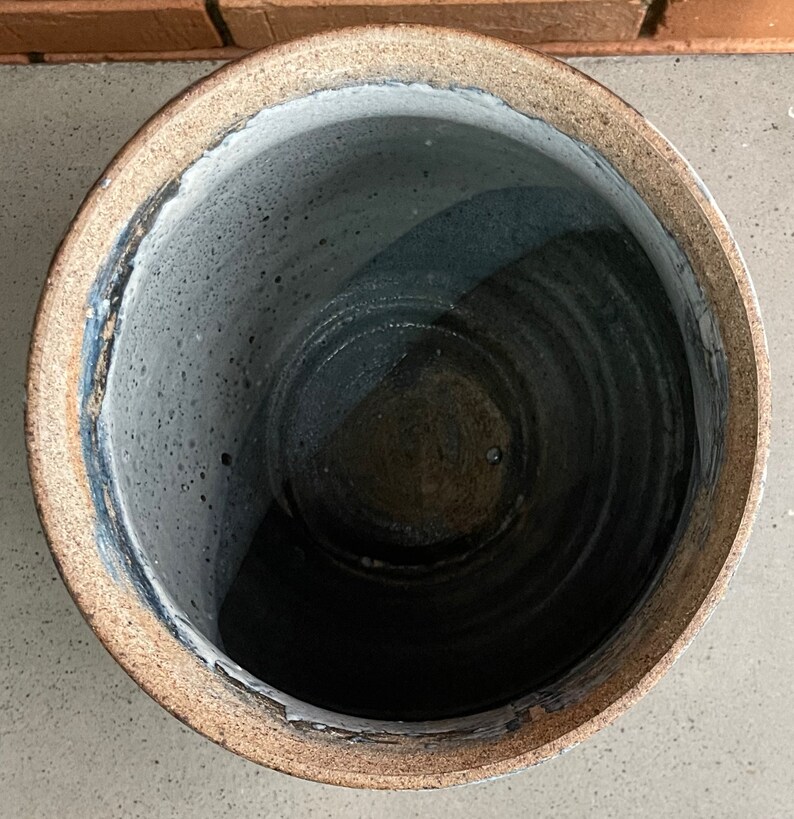 Vintage 1970s Blue White Studio Pottery Ceramic Vase Pot Planter Modern ...