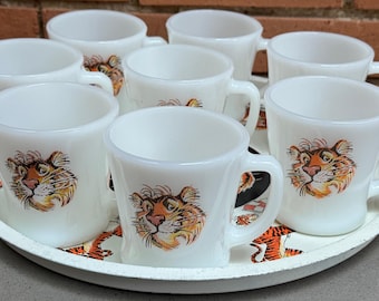 Vintage Esso Oil Tiger Cups D-Handled Tin Tray Fire King Anchor Hocking Glassware