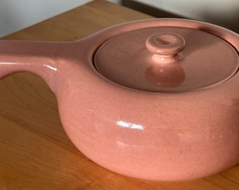 Vintage MCM Russel Wright Coverage Casserole Dish Coral Pink STEUBENVILLE USA