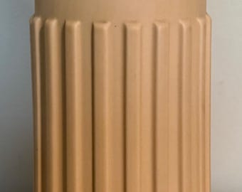 Vintage 1960s Taupe Ribbed Ceramic Pottery Lamp Mid Century MCM Modern Lighting
