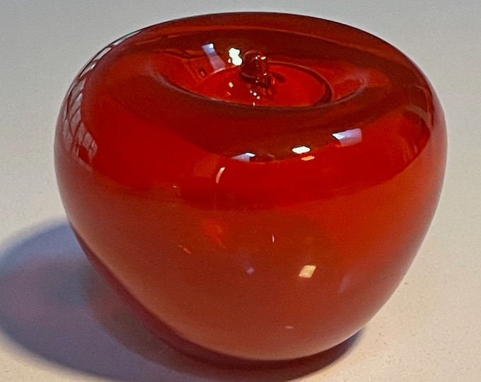 Red Art Glass Apple Hand Blown Paperweight Fruit Modernist Contemporary Nice