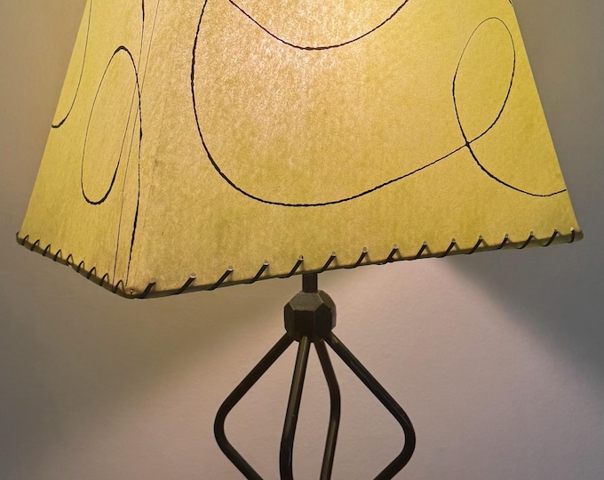 Vintage MCM Black Iron Lamp Chartreuse Fiberglass Shade Mid Century Lighting 50s