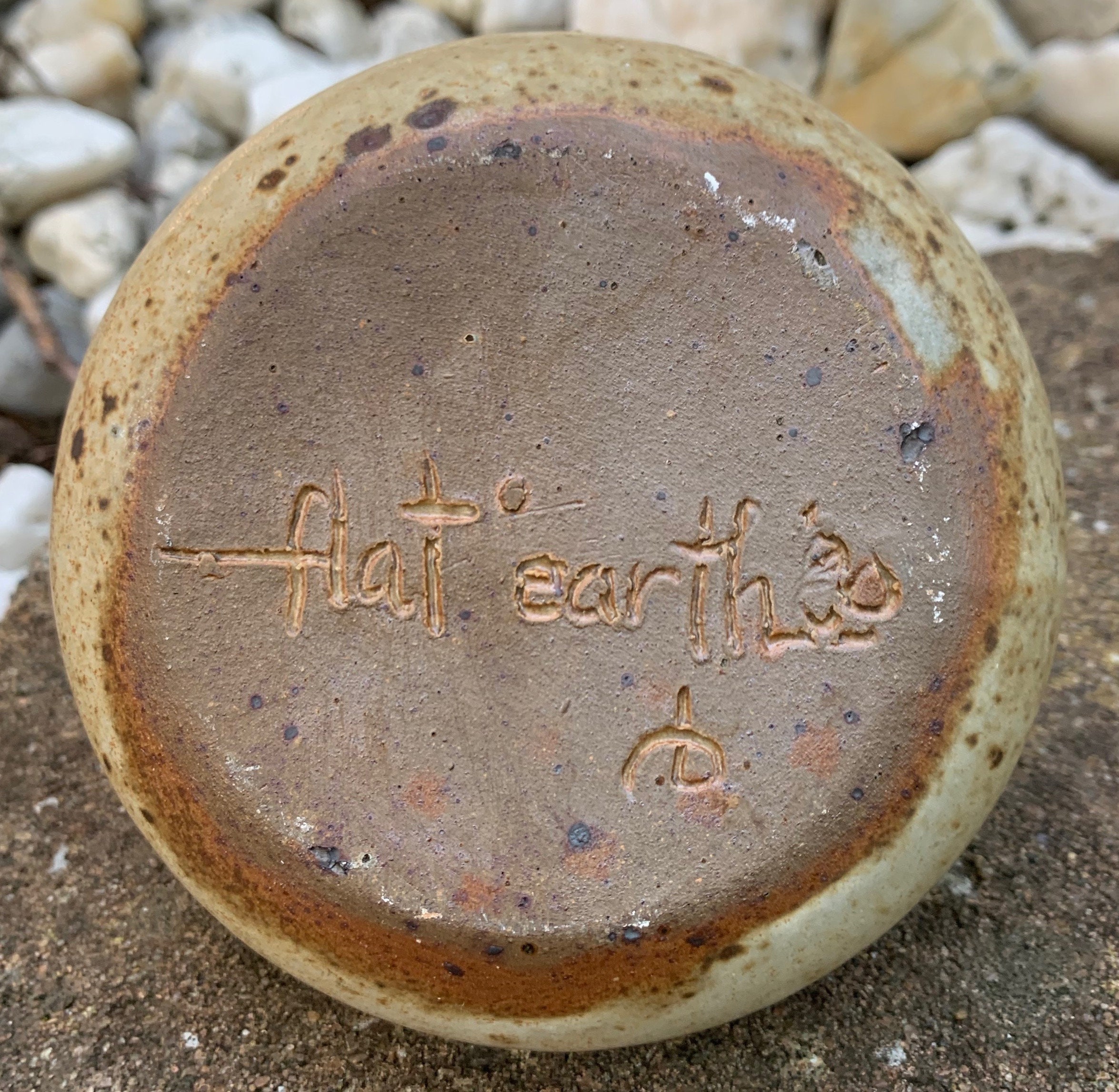 Contemporary Rounded Earthtone Flat Earth Ceramic Stoneware Pottery contemporary-rounded-earthtone-flat-earth-ceramic-stoneware-pottery