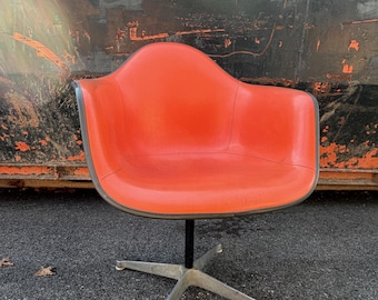 Vintage MCM Herman Miller Eames Fiberglass Chair Upholstered Mid Century Modern
