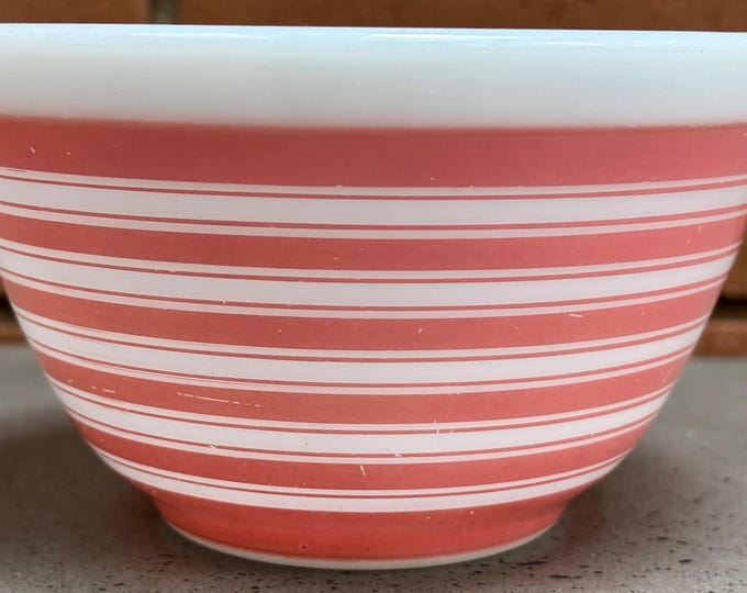 Vintage PYREX Pink Stripes Mixing Bowl 401 1.5 Pts. Mid Century Kitchenware 60s
