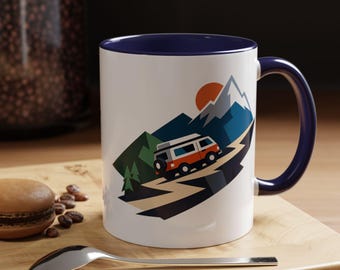 Retro Camper Van Kaffeebecher | Bergbesteigung Grafik