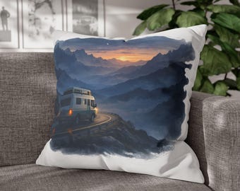 Gelassener Abendakzent | Twilight Mountain Camper Kissenbezug