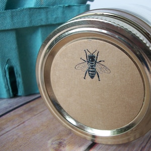 Étiquettes de pots de conserve en papier kraft Abeilles, autocollants ronds de pots Mason vintage, étiquettes de bouteilles de miel, confiture et gelée de fruits ou de légumes