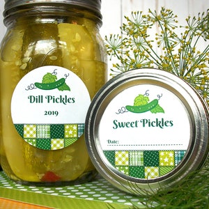 Country Quilt Pickle canning jar labels, round printed mason stickers for Dill, Kosher, Sweet, Bread & Butter Pickles, and Cucumber Relish
