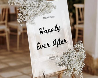 Custom Acrylic Wedding Welcome Sign: Modern Elegant Ceremony Decor