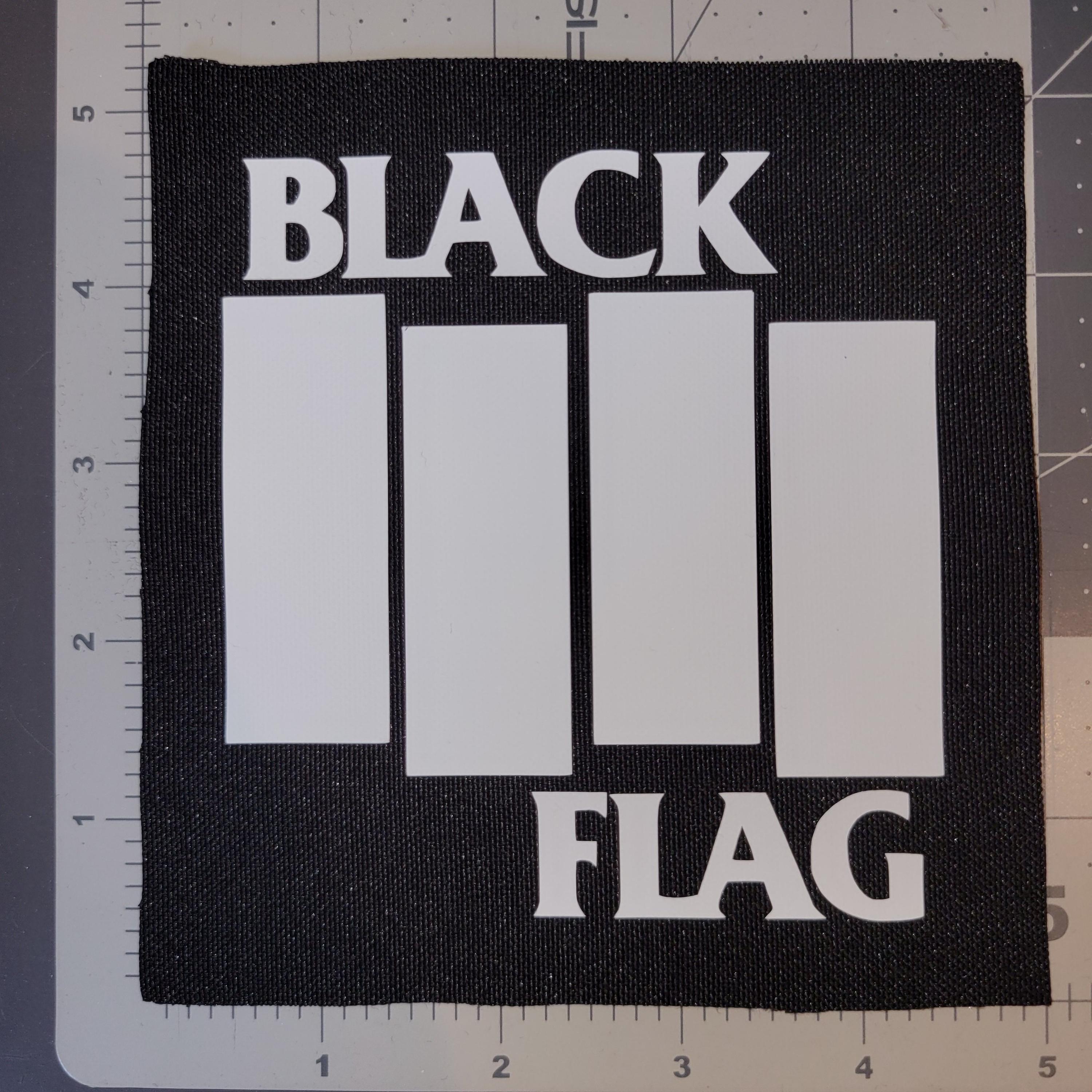81 DAMAGED BLACK FLAG GRAPHIC BLACK T-SHIRT