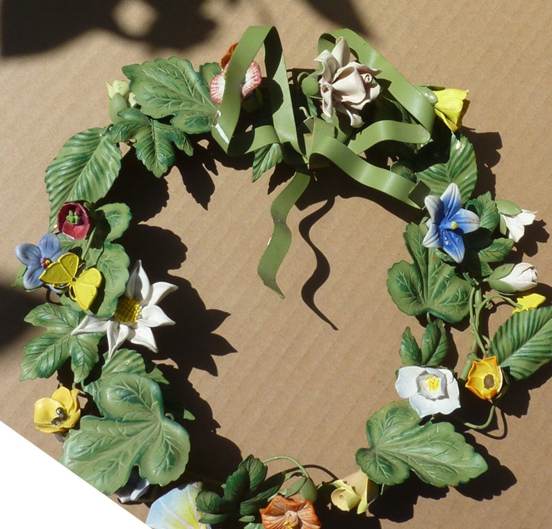 Vintage Petite Chose Dresden 1205 Painted Spring Floral Wreath No