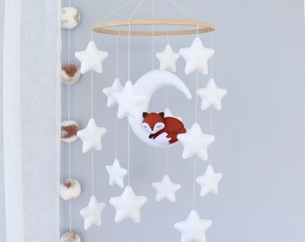 Fox baby mobile for crib, Woodland forest nursery decor, Neutral baby shower gift, Moon, stars and clouds baby mobile, Felt mobile