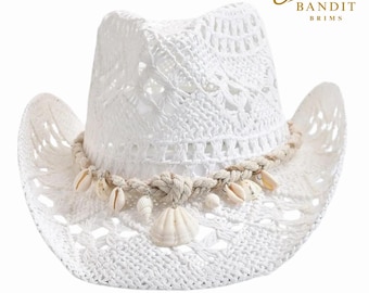 Women&#39;s Summer Hand Woven Straw Hat with Shell Decoration