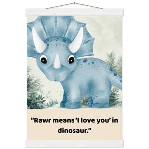 Pósteres de dinosaurios para bebés, guarderías y dormitorios infantiles. 4 diseños. Póster de papel mate premium con percha. Disponible en tamaños A1, A2 y A3.