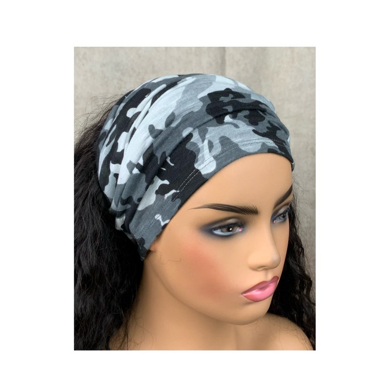 Lightweight Black and White Camouflage Wide Scrunch Headband image 2