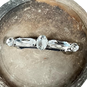 Pretty Clear Rhinestone Hair Barrette