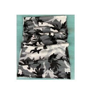 Lightweight Black and White Camouflage Wide Scrunch Headband image 8