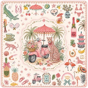 Pu&ograve; includere: Una stampa tessile quadrata con un'illustrazione centrale di uno scooter rosa e un leopardo sotto un ombrellone rosa, circondati da vari motivi tra cui una bottiglia di champagne, fenicotteri, un ananas, un pappagallo e il testo "ciao bello".