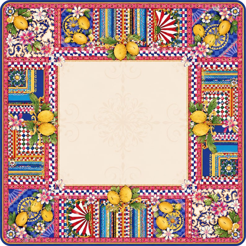 Pode incluir: Len&ccedil;o quadrado com um design vibrante com lim&otilde;es, flores e padr&otilde;es geom&eacute;tricos. A borda &eacute; uma mistura de azul, rosa e branco, com uma &aacute;rea central creme. O len&ccedil;o tem um tema floral e frutado.