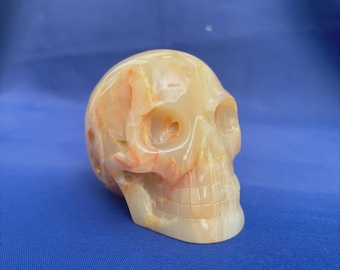 Yellow Onyx Skull – 1.1 Kg