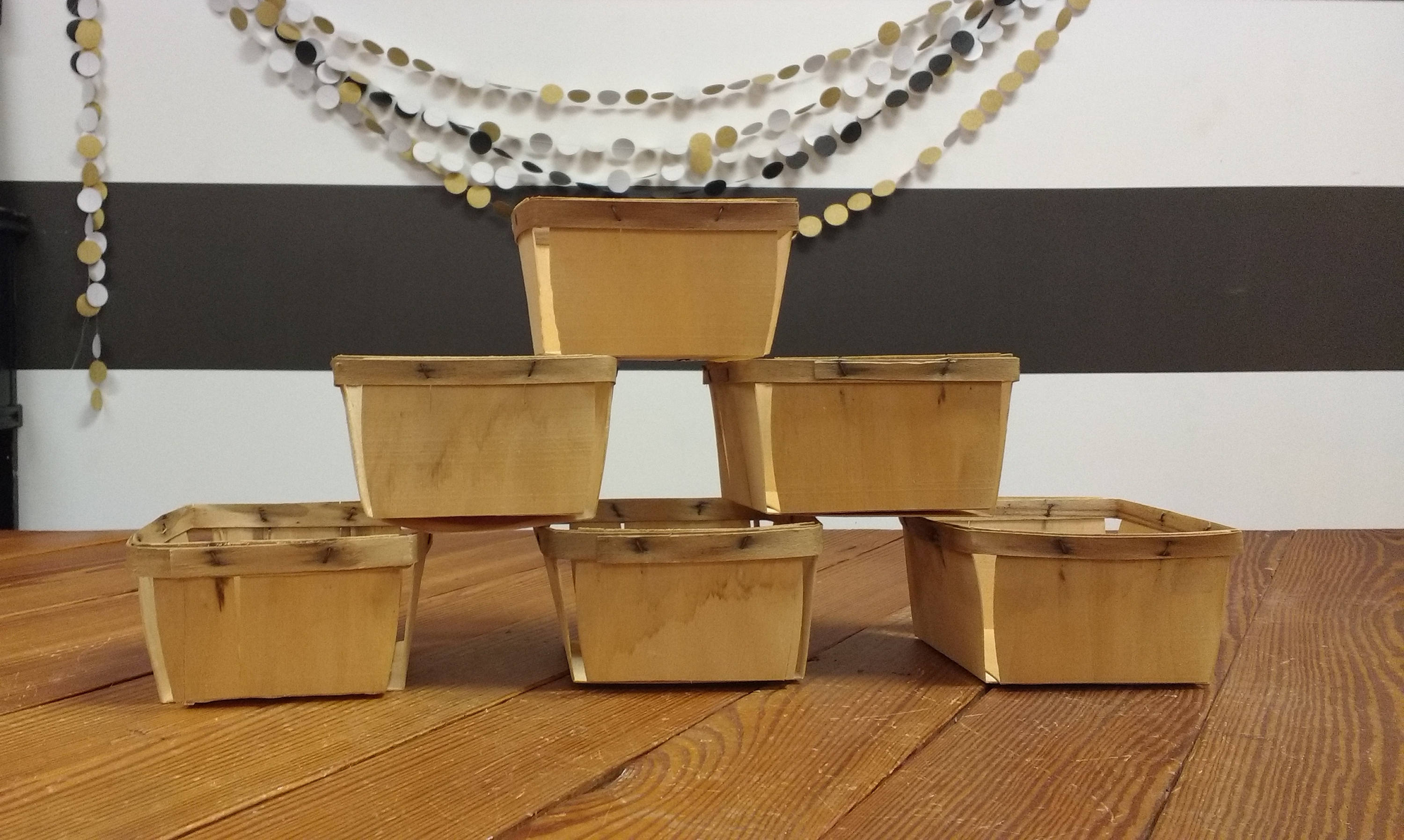 Lot of Wood Quart Sized Berry Baskets Six 6 Half Dozen Etsy