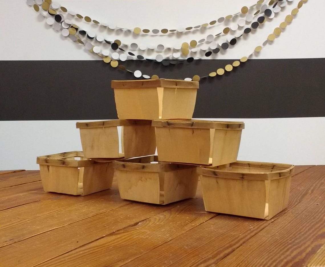 Lot of Wood Quart Sized Berry Baskets Six 6 Half Dozen Etsy