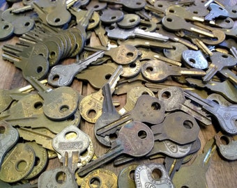 Vintage Keys Lot | Old Cut Keys | Key Blanks | Boho Jewelry | Keys for Stamping | Mixed Steampunk Keys | Vintage House Car and Lock Keys