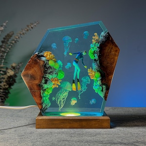 Diver & Jellyfish Resin Lamp | Handmade Epoxy Coral Reef Ocean Light | Geometric LED Art Lamp on Wood Base | Unique Sea Gift