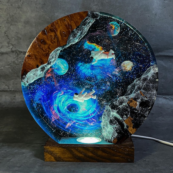 Astronaut Galaxy Lamp, Space Resin Night Light, Black Hole Epoxy Lamp, Cosmic LED Decor, Gift for Him, Sci-Fi Room Decor