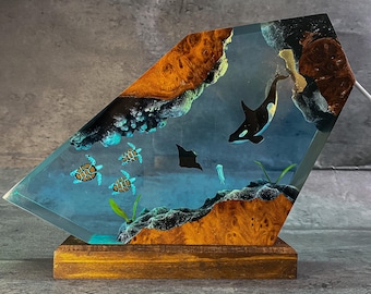 Orca Whale Resin Lamp – Handmade Ocean Night Light with Sea Turtles - Manta Ray | Epoxy LED Lamp for Ocean Decor & Gift