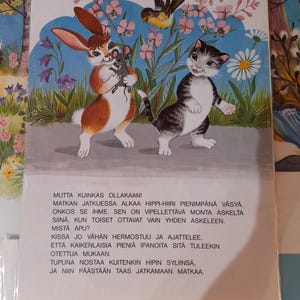 Cinque pagine casuali da un libro per bambini d'epoca. Illustrato da Pirkko Koskimies. Formato pagina 29,5 × 20,5 cm.