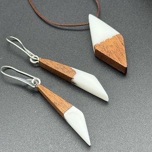 Unique Handmade Resin  Wood Jewelry Set – Minimalist Earrings & Necklace – Lightweight, Nature-Inspired - Timeless Gift
