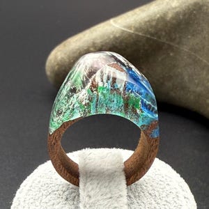 Handmade Mahogany Wood Resin Ring: Nature-Inspired Statement Jewelry
