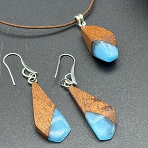 Unique Handmade Resin  Wood Jewelry Set – Minimalist Earrings & Necklace – Lightweight, Nature-Inspired - Timeless Gift