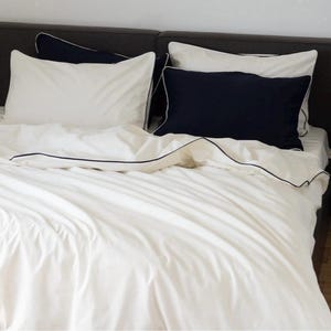 White with black bedding set - Sateen sheet sets, Queen or kind size bedding, Wedding night bed sheets - Bedding set full, Housewarming gift