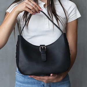 Half moon leather bags, Womens small shoulder bag, Leather shoulder handbag, Minimalist shoulder bag, Stylish womens bag, Elegant bag