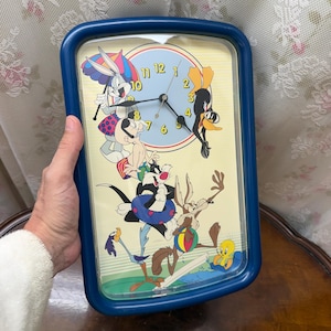 60s ビンテージ　トゥイーティー　壁掛けライト ワーナーブラザーズ Tweety wall clock - Etsy 日本