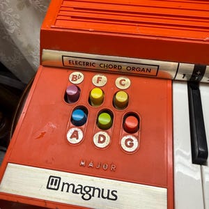 Vintage Electric Organ - Etsy
