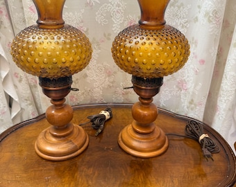 Vintage Amber Hobnail Glass Table Lamps – Mid Century Pair – Wood Base Bedside Lamps – Retro Cottage Decor
