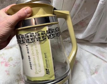Vintage coffee Percolator Proctor Silex 12 Cup.