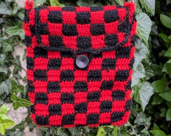Check You Out! Crossbody Bag Crochet Pattern | PDF Digital Download ONLY | Checkerboard Crossbody Bag Crochet Pattern